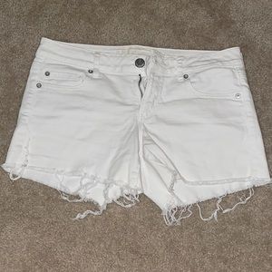 Size 10 AEO White Jean Shorts